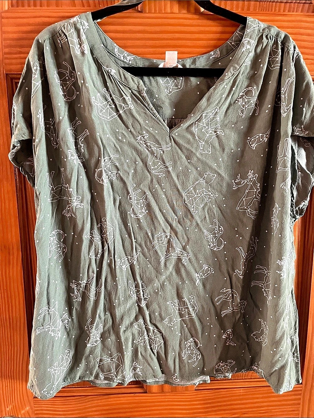 Style&Co Animal Print Blouse in Green & White Size 1X